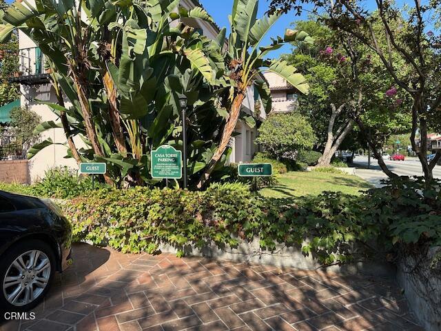 633 E California Boulevard 201