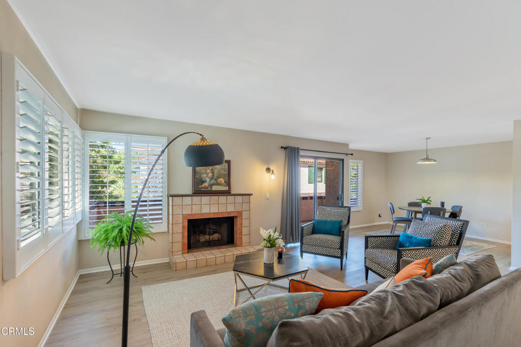 633 E California Boulevard 201