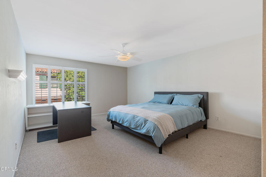 633 E California Boulevard 201