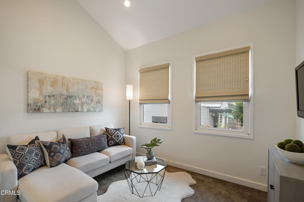 4531 El Camino Corto