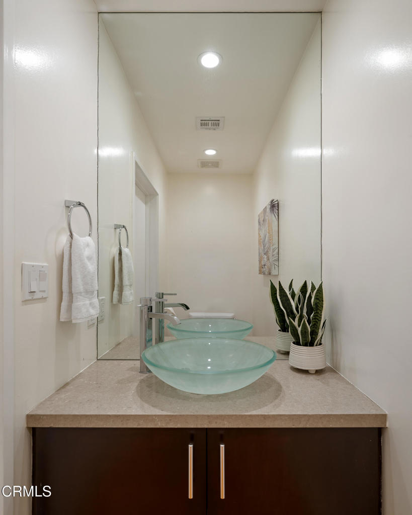 4531 El Camino Corto