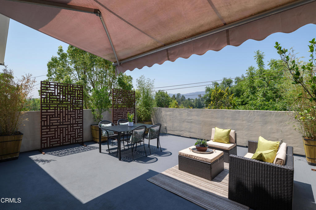 4531 El Camino Corto