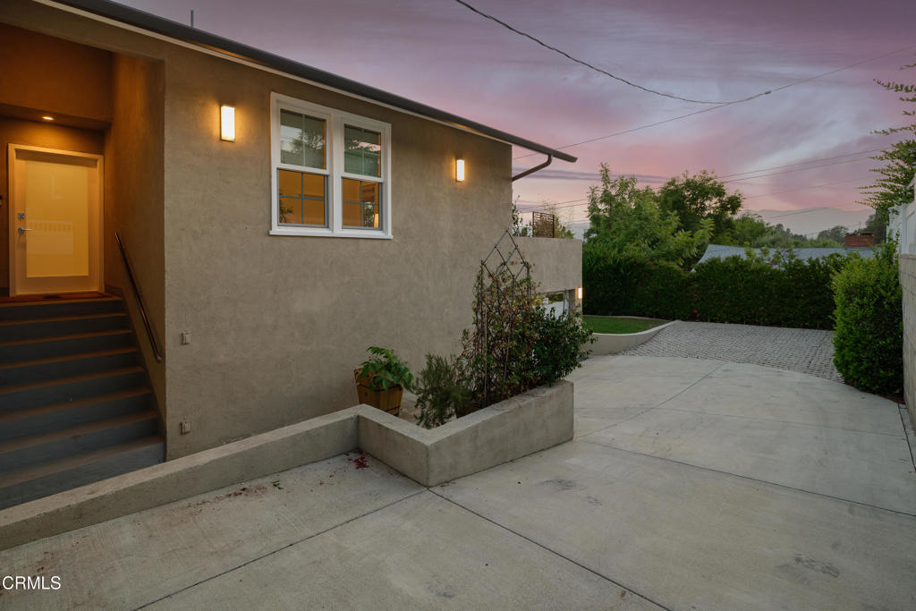 4531 El Camino Corto