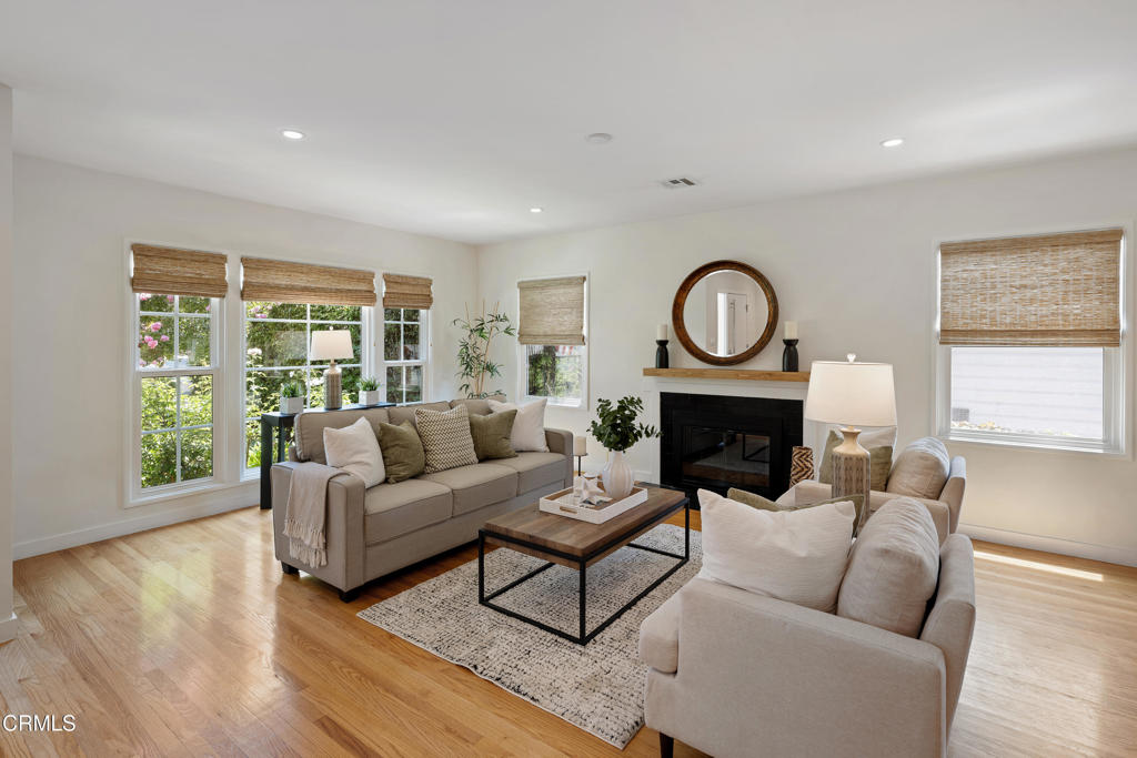 4531 El Camino Corto