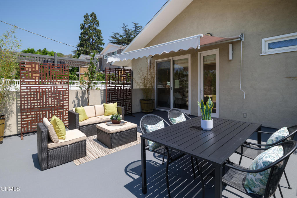 4531 El Camino Corto