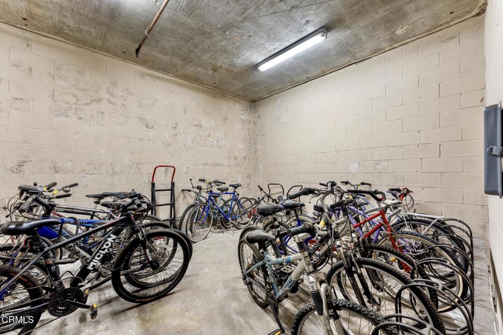 300 N El Molino Avenue 319