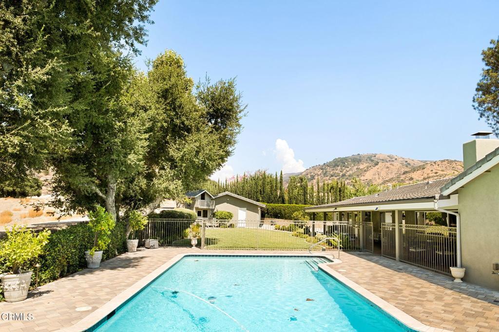 919 Willow Springs Lane