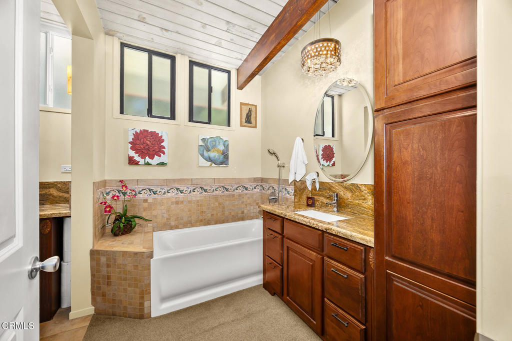 9728 Shadow Island Drive