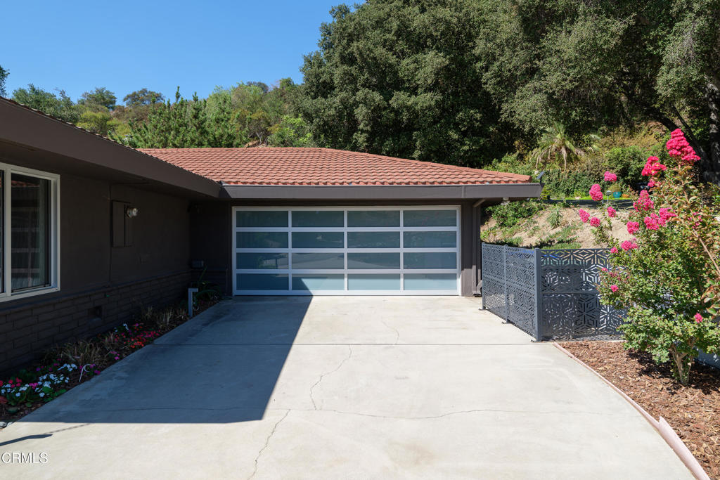 3351 Country Club Drive
