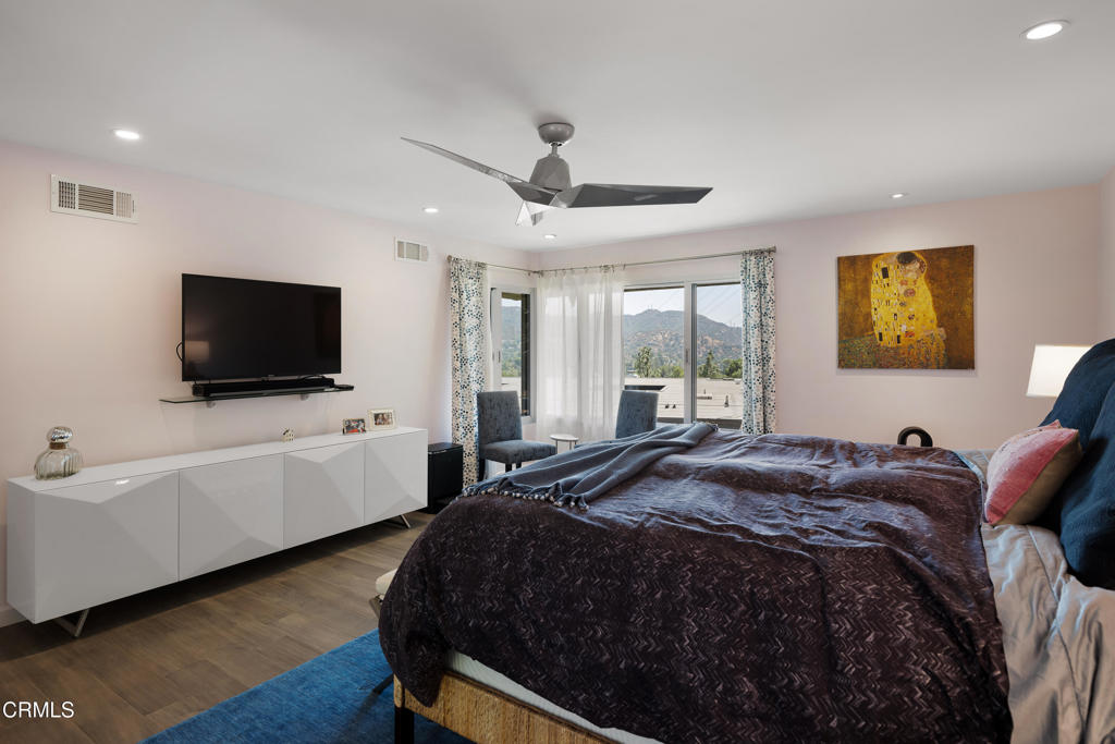 3351 Country Club Drive