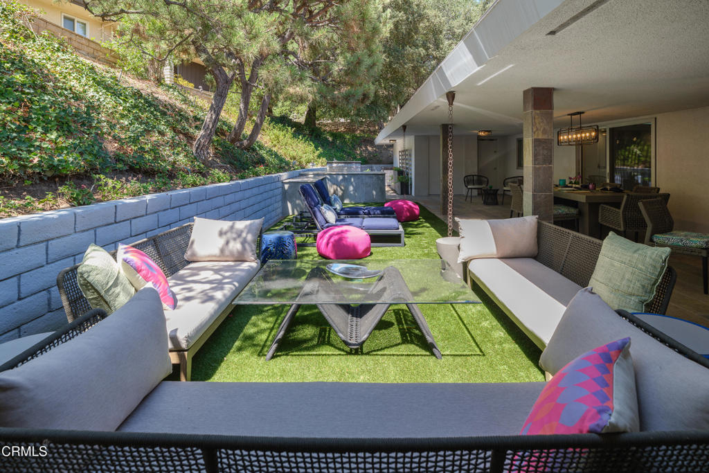 3351 Country Club Drive