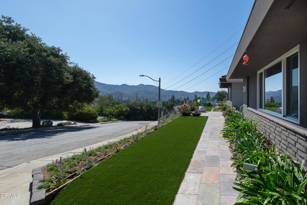 3351 Country Club Drive