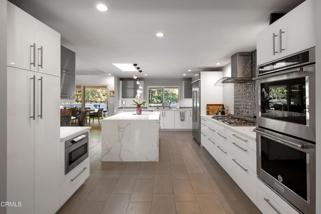 3351 Country Club Drive