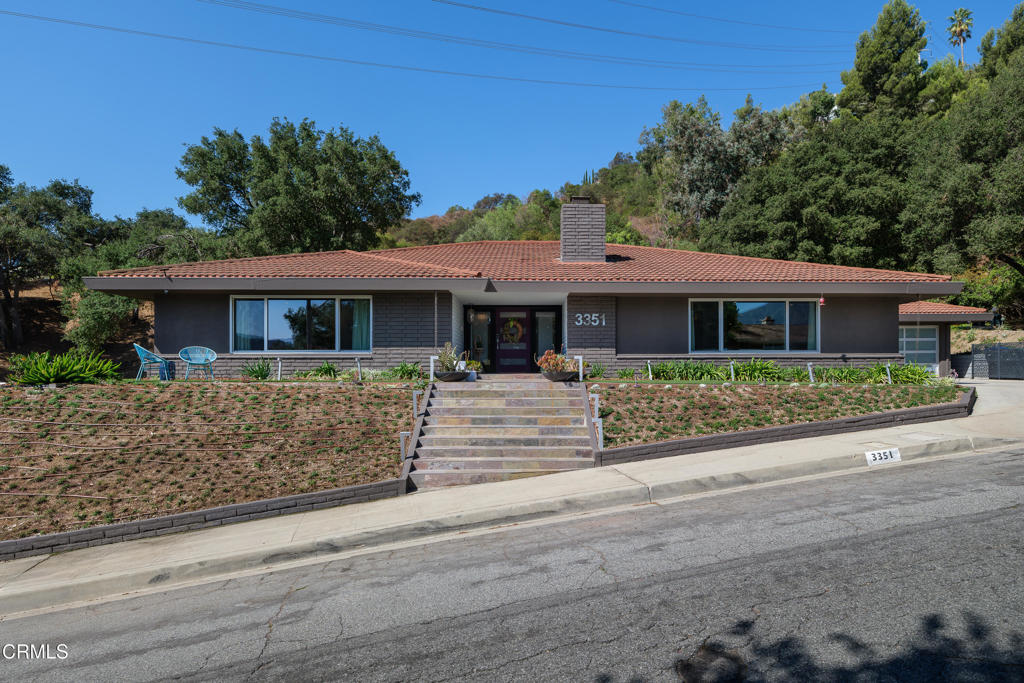 3351 Country Club Drive