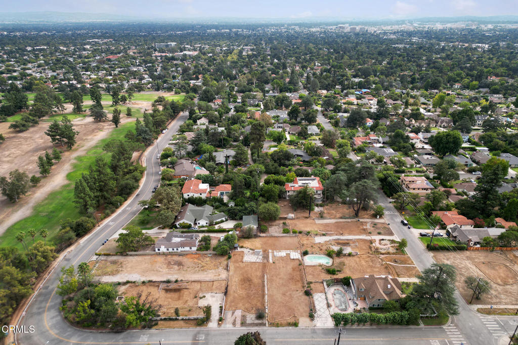 1370 E Calaveras Street