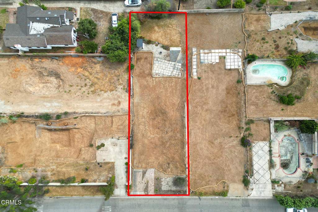 1370 E Calaveras Street