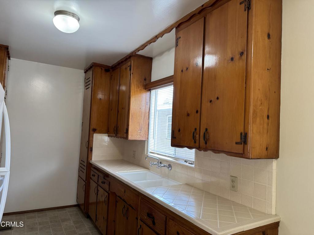 516 Linwood Avenue A