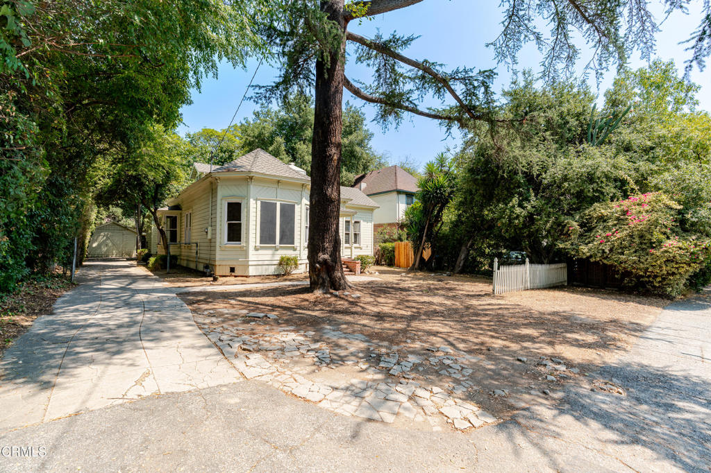 1200 Pasadena Avenue S