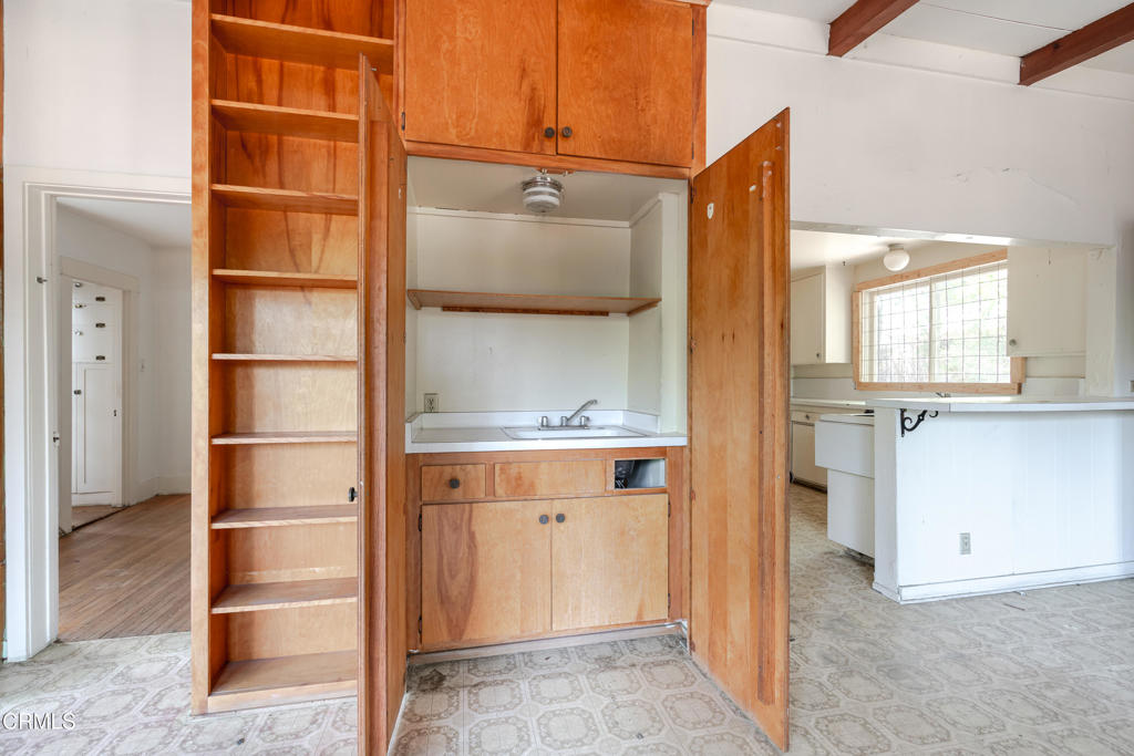 1200 Pasadena Avenue S