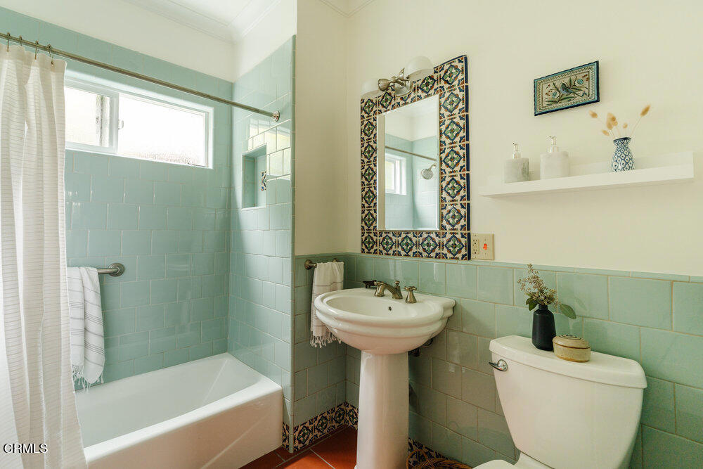 1250 E Topeka Street