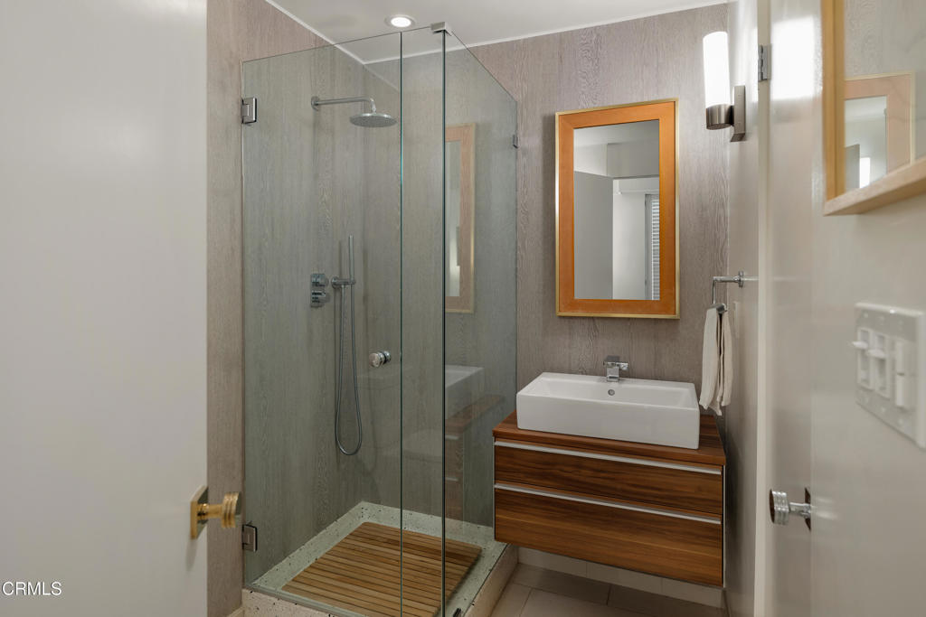 1105 S Orange Grove Boulevard