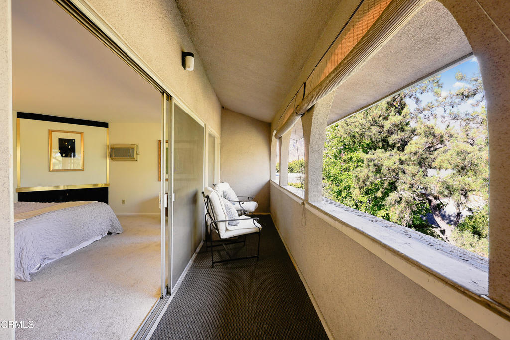 2471 Loma Vista Street