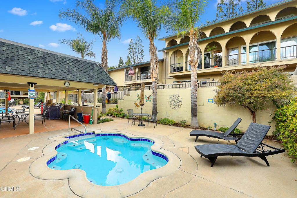 2471 Loma Vista Street