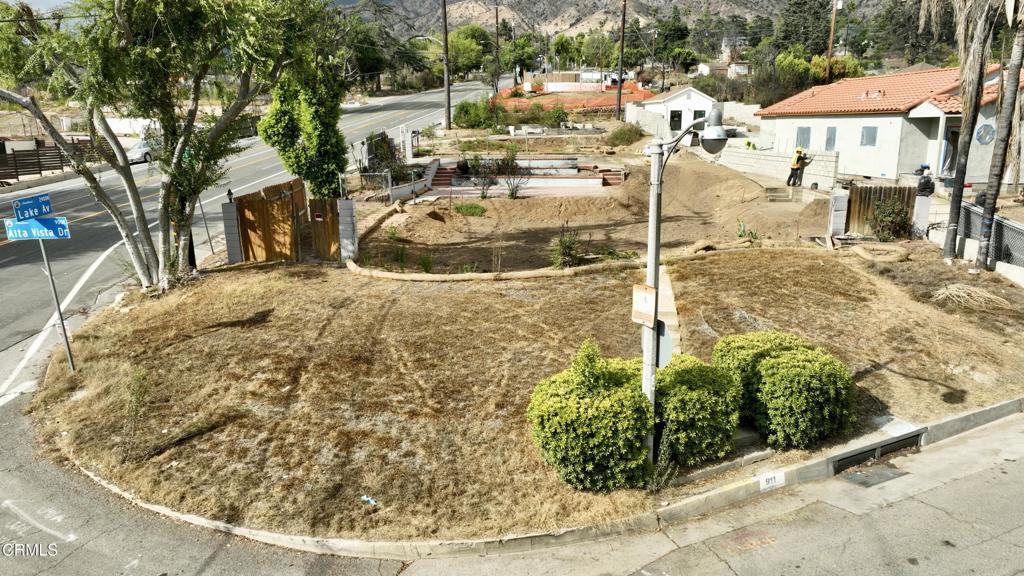 911 Alta Vista Drive