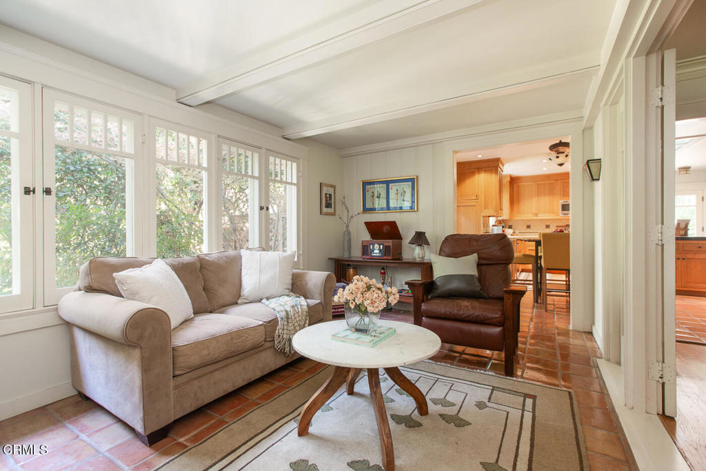 675 S El Molino Avenue