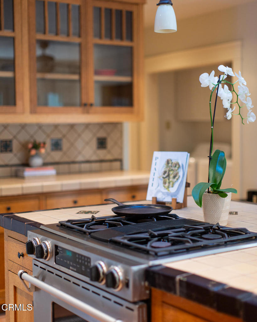 675 S El Molino Avenue