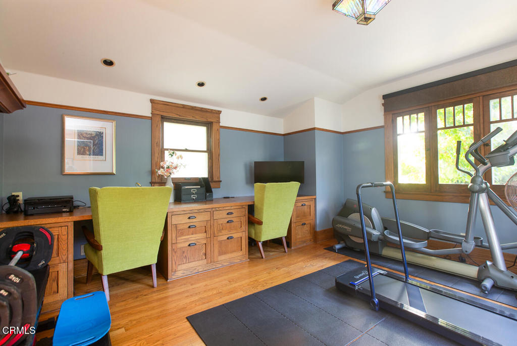 675 S El Molino Avenue