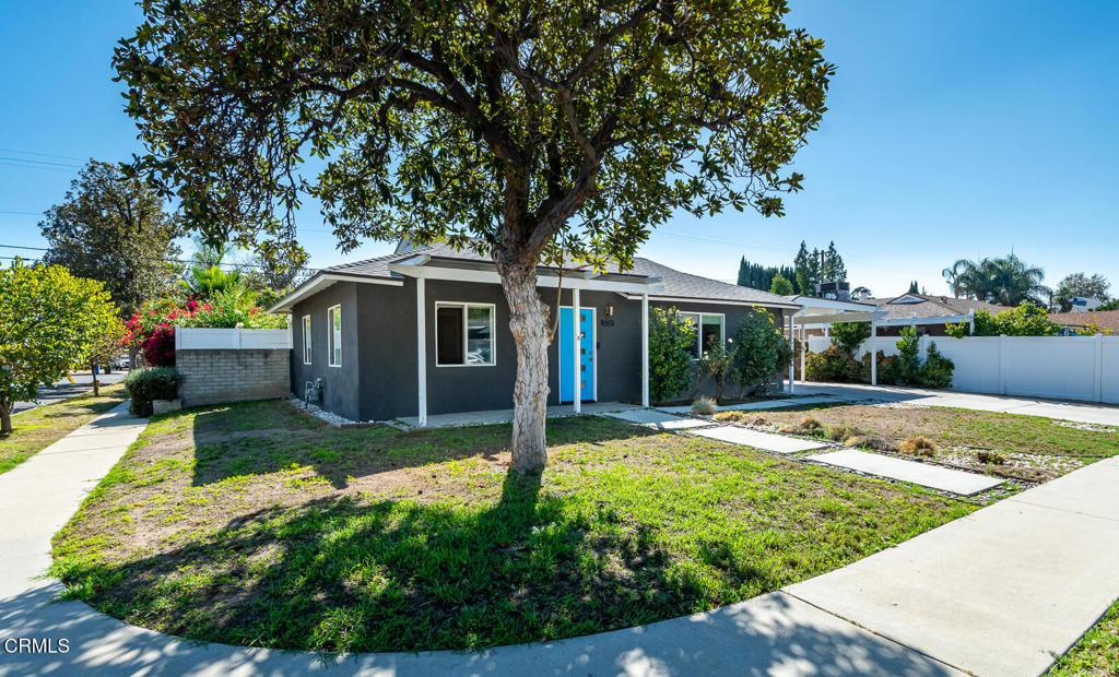 17402 Cohasset Street