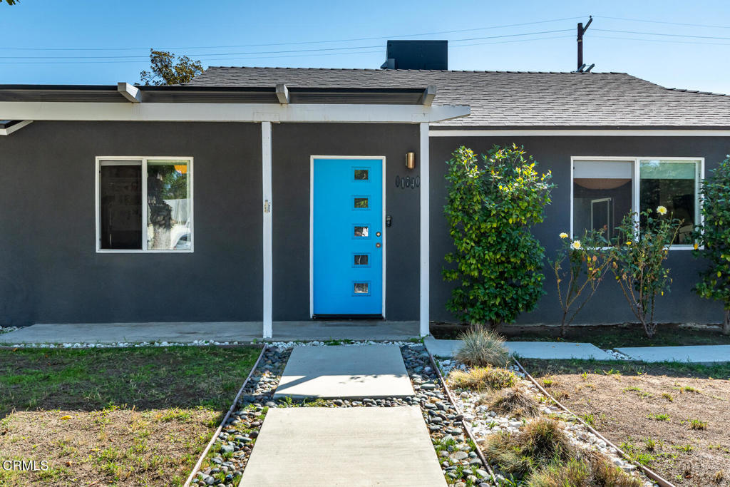 17402 Cohasset Street