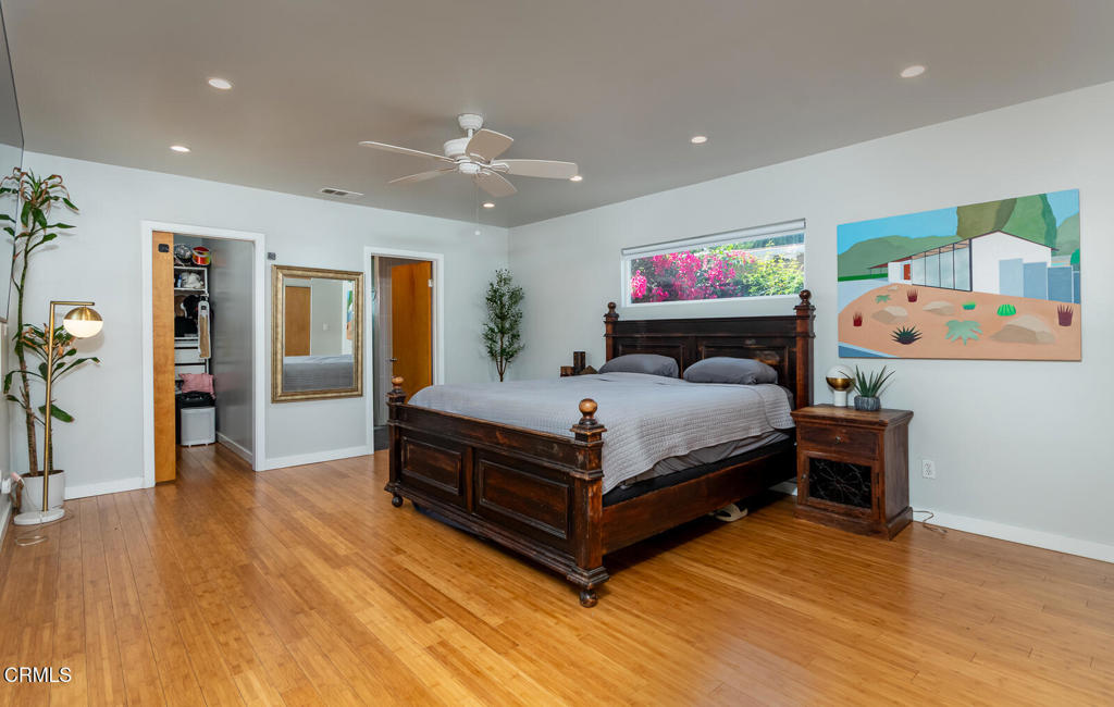 17402 Cohasset Street