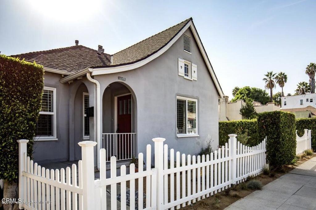3002 Jewel Street