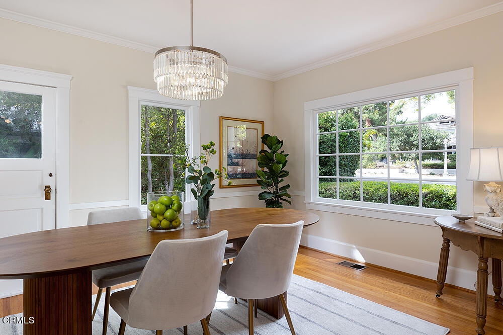 1660 Las Lunas Street