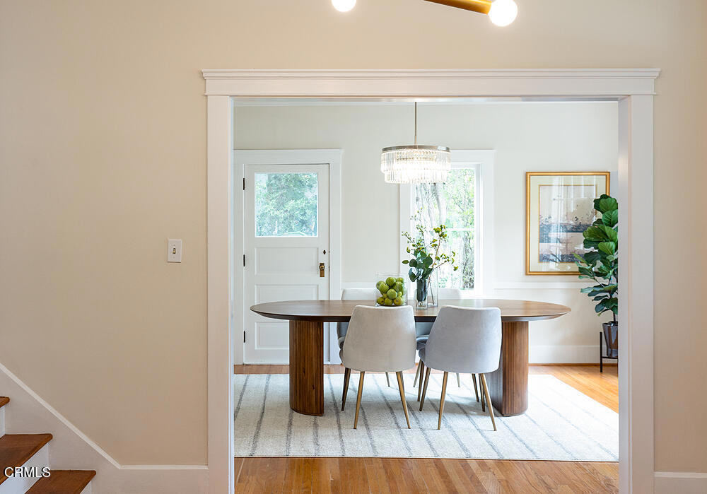 1660 Las Lunas Street