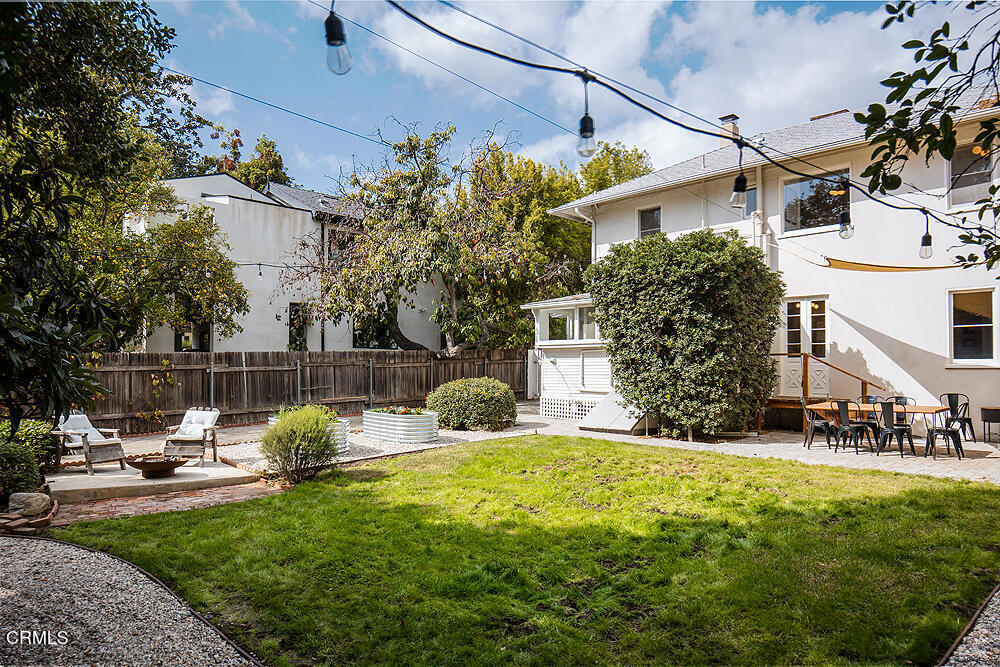 1660 Las Lunas Street