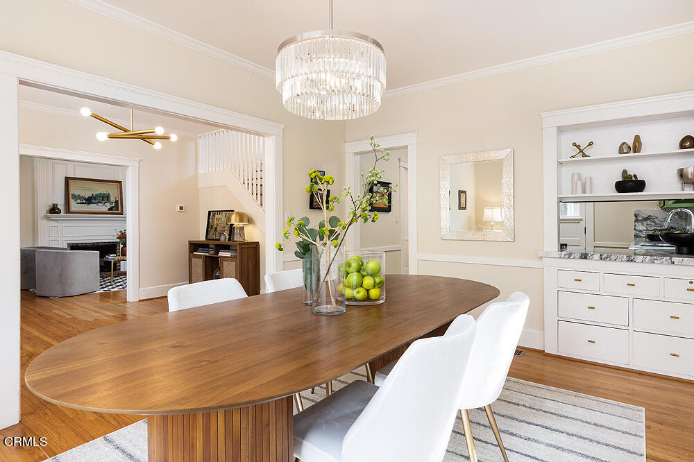 1660 Las Lunas Street