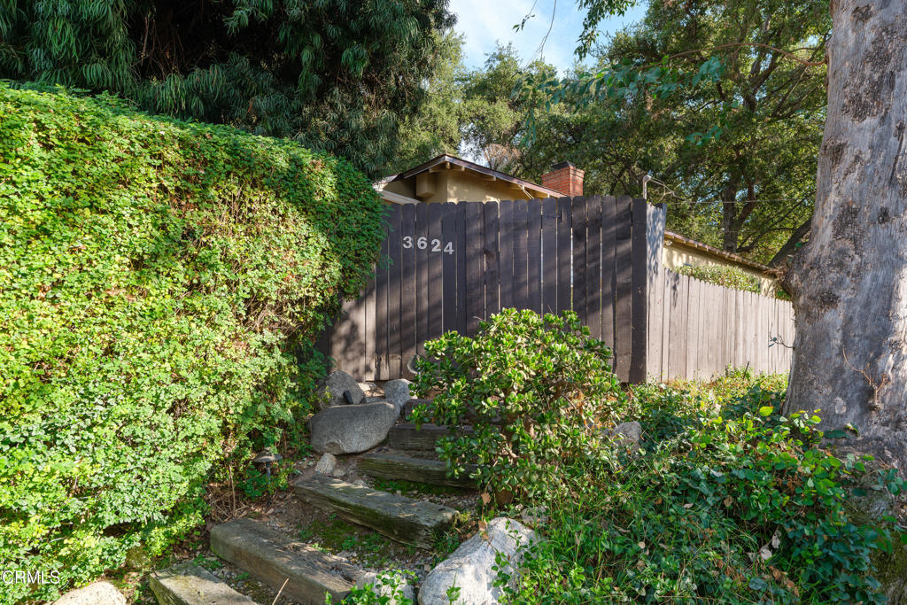 3624 Canyon Crest Road