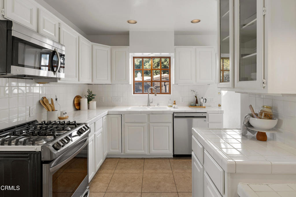 3624 Canyon Crest Road