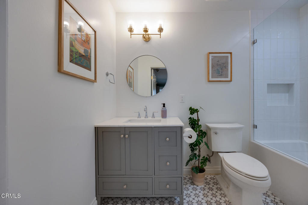 1146 Wellington Avenue