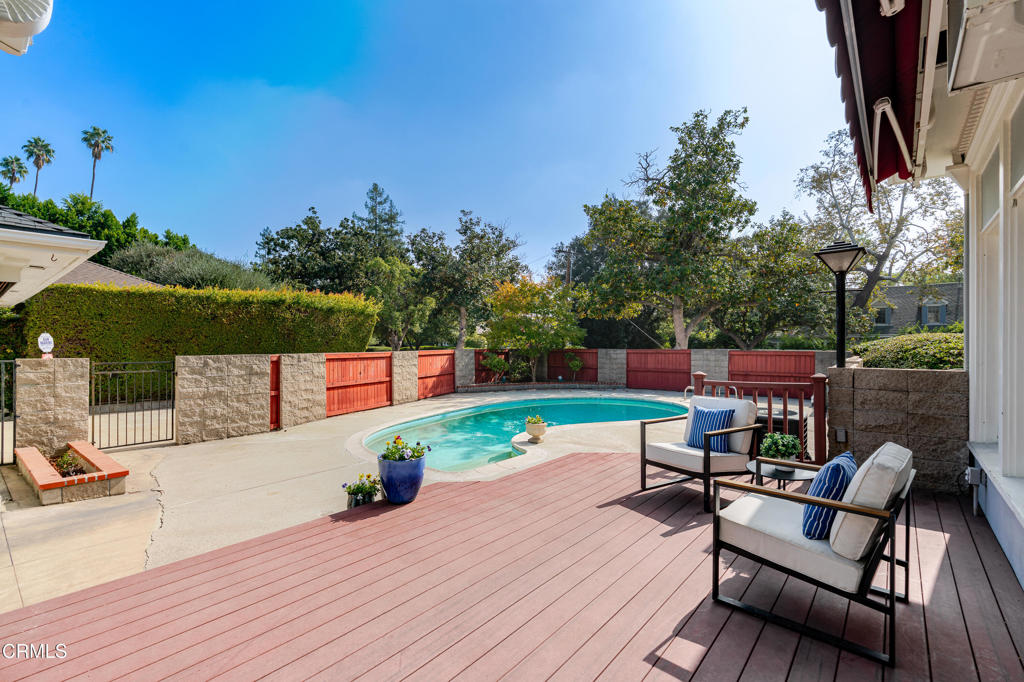 748 S El Molino Avenue