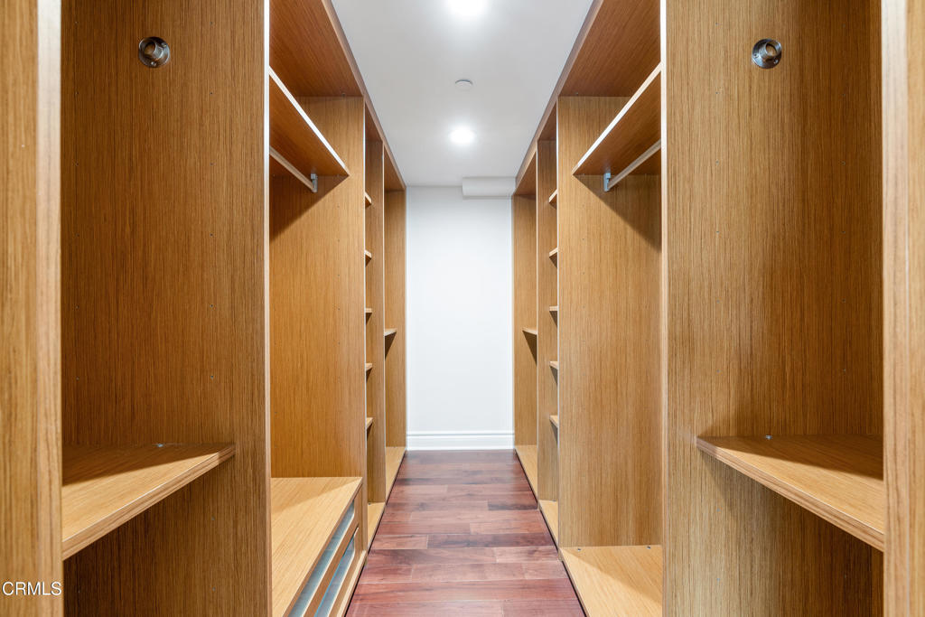 250 S De Lacey Avenue 402A