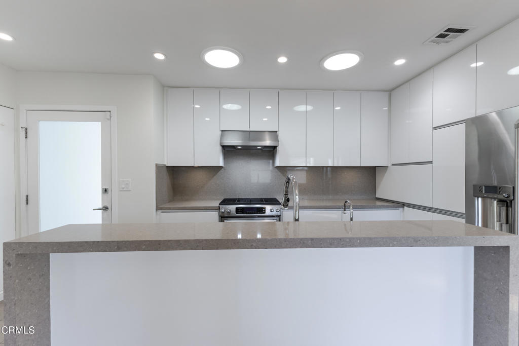 4531 El Camino Corto