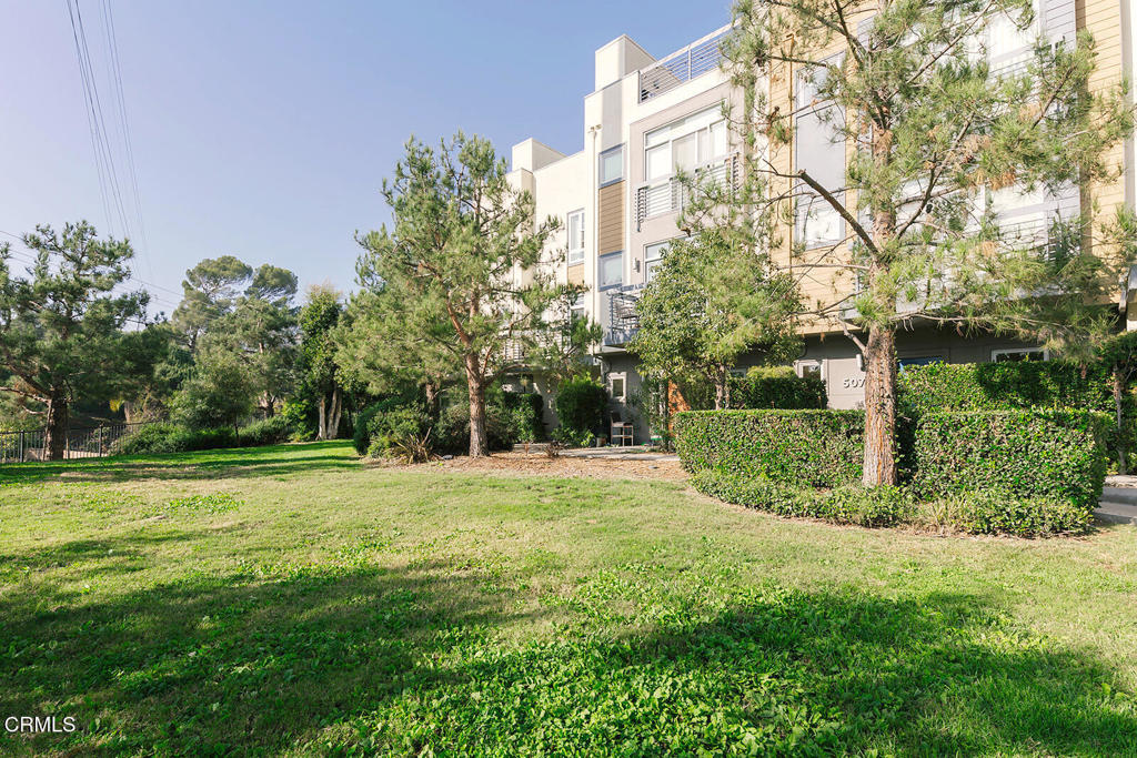 2753 Waverly Drive 302