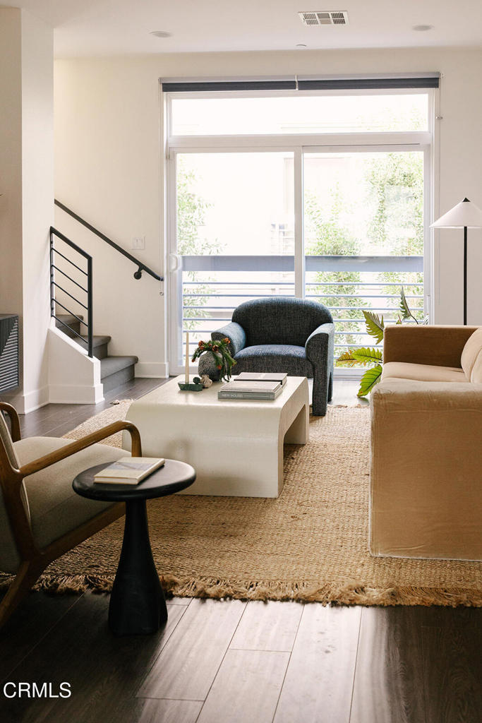 2753 Waverly Drive 302