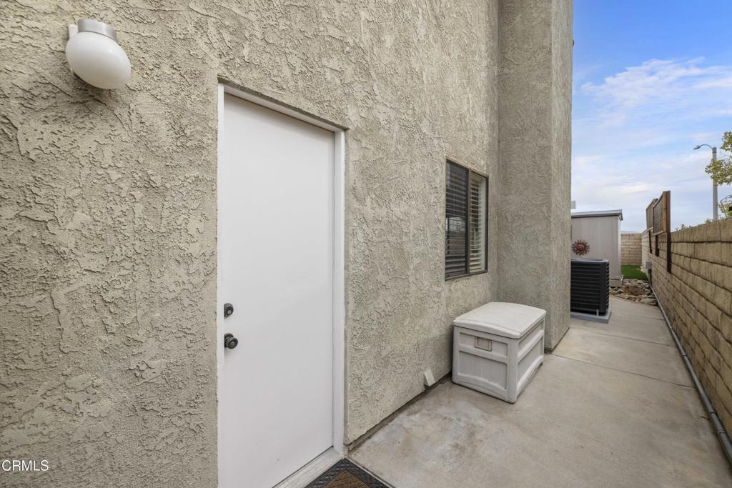 27722 Buckskin Drive