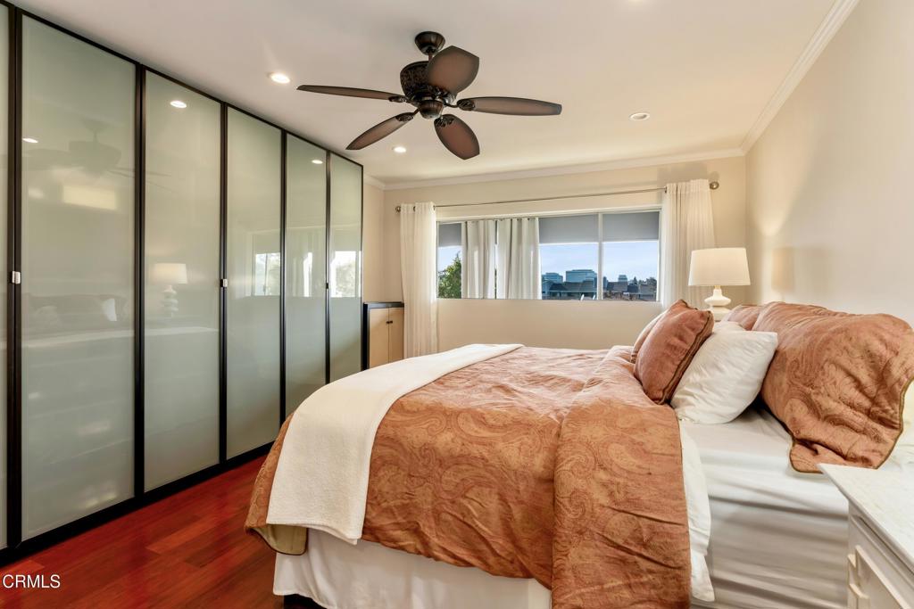 1299 Cordova Street 302