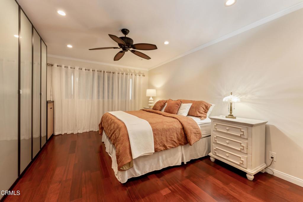 1299 Cordova Street 302